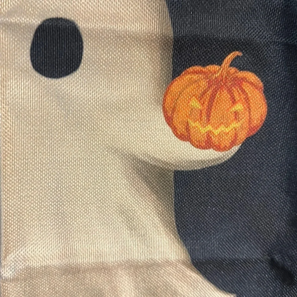 COPY - Happy Halloween - Pillow cover. 18 x 18 New! Zips open and closed